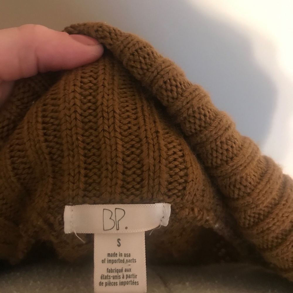 Cowl neck sweater - Picture 3 of 3